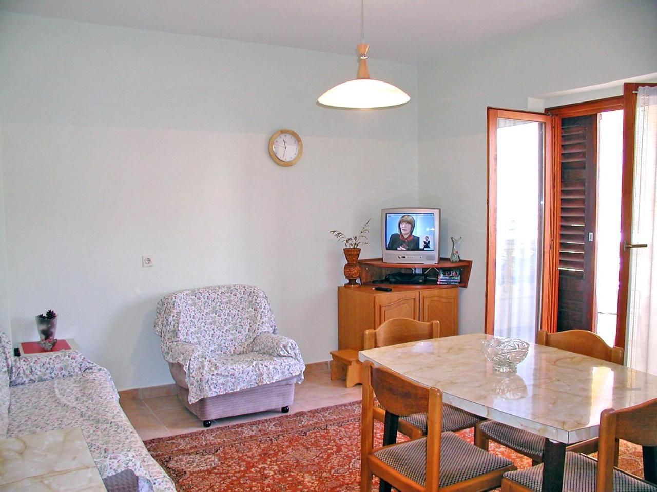 Apartment Maras-1 By Interhome Diklo Esterno foto